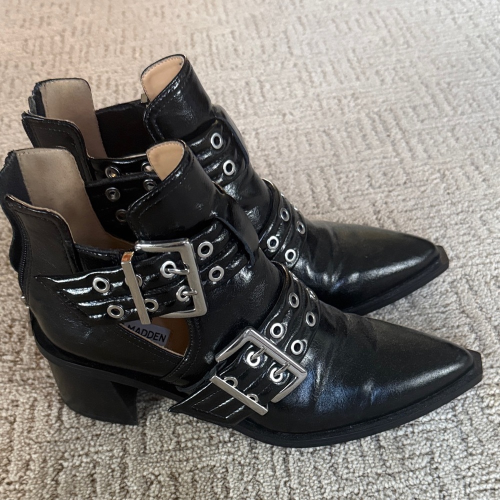 Steve Madden Black Leather Buckle Booties